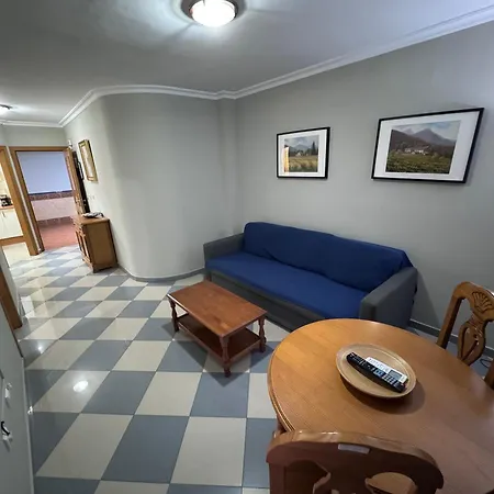 尼娜德奥罗公寓酒店 * 托雷莫利诺斯