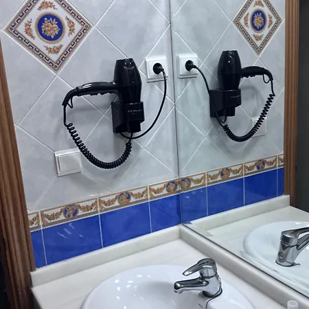 尼娜德奥罗公寓酒店