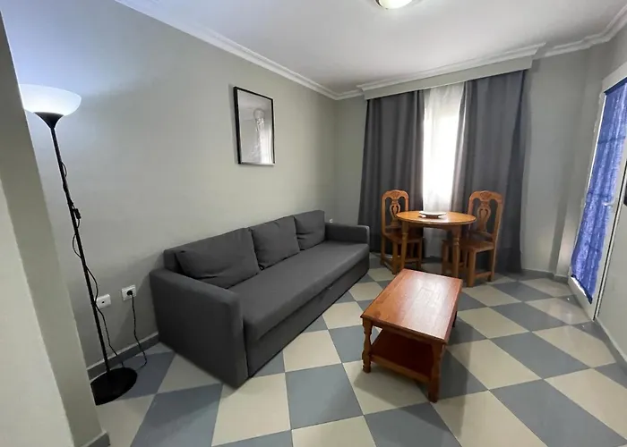 Nina De Oro * Torremolinos