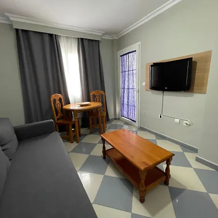 Nina De Oro Appartement
